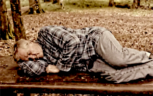 新研究揭示：熬夜真的會(huì)”變傻“！睡眠期間大腦會(huì)啟動(dòng)“排毒”程序，清除腦內(nèi)垃圾